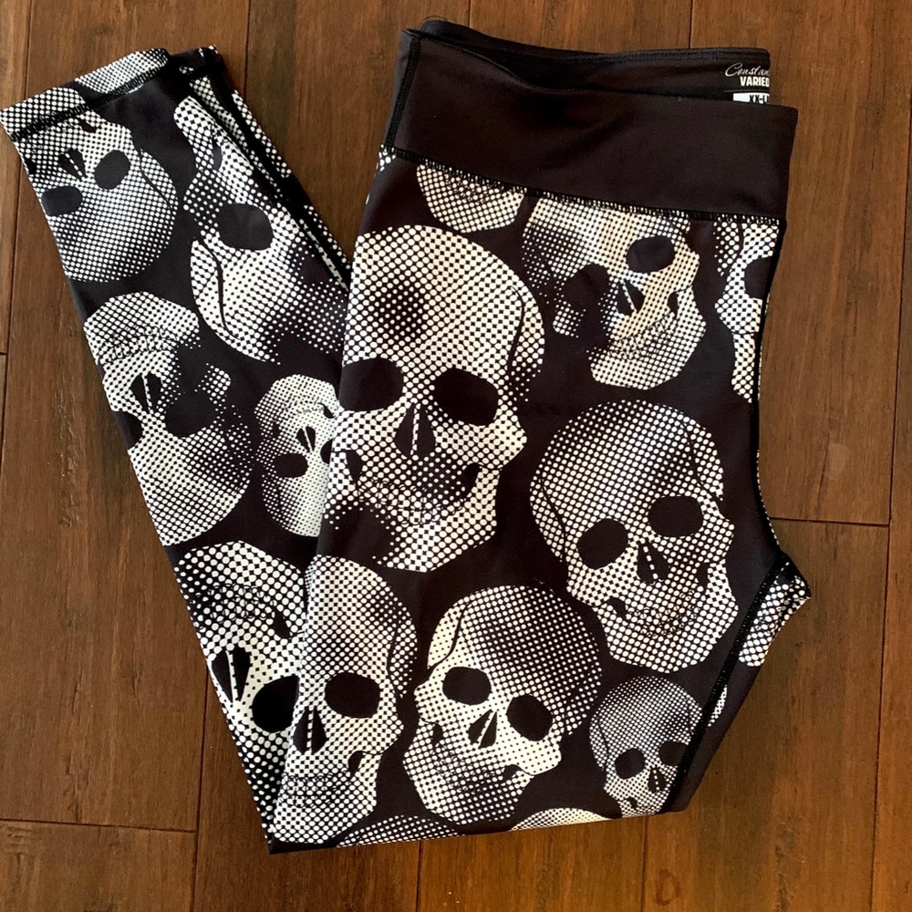 Constantly Varied Gear xxl skull leggings